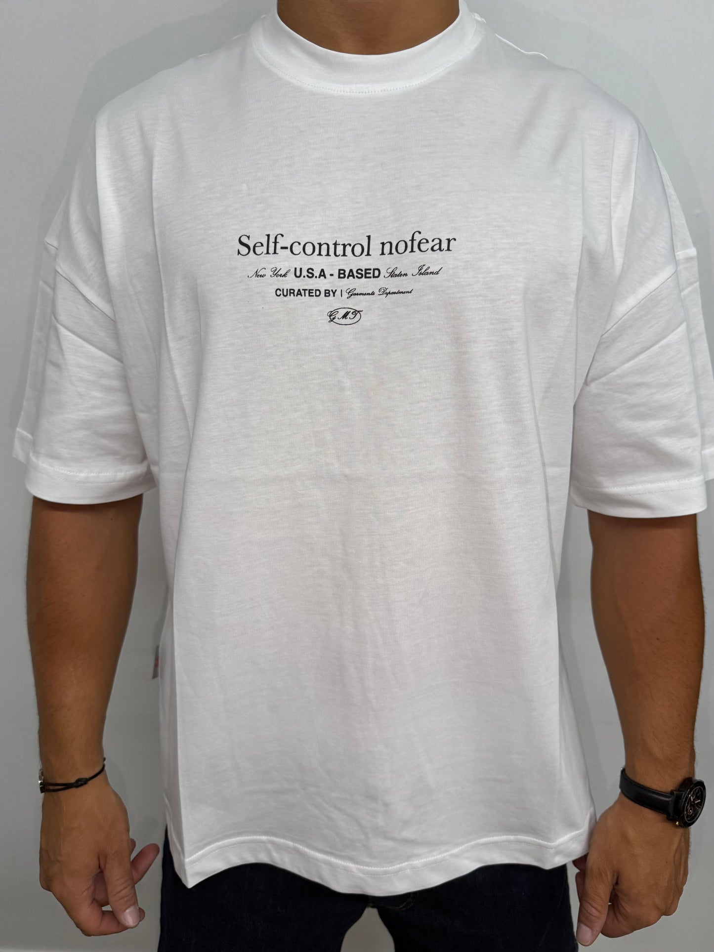 T-shirt self control